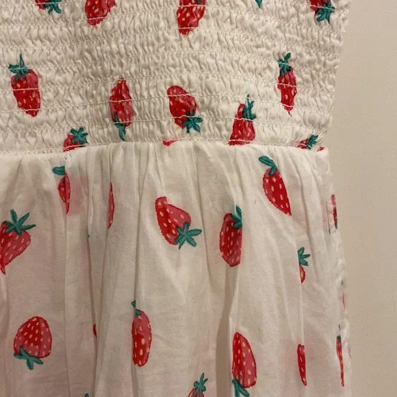 Crewcuts Strawberry Smocked Sundress 4 🍓 - Picture 2 of 4